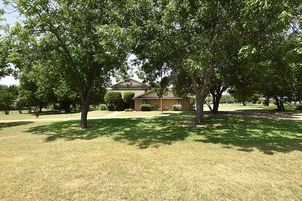 2.49 Acres of Land with Home for Sale in Cedar Hill, Texas