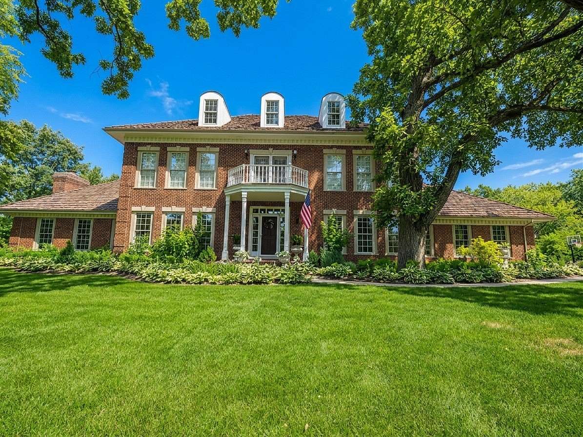 2 Acres of Land with Home for Sale in Mundelein, Illinois