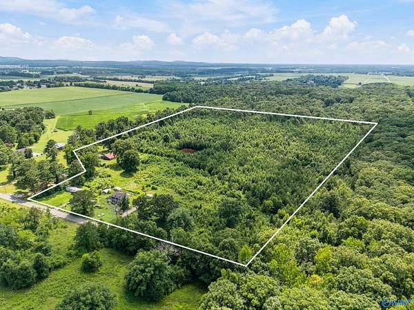 29 Acres of Recreational Land for Sale in Hazel Green, Alabama