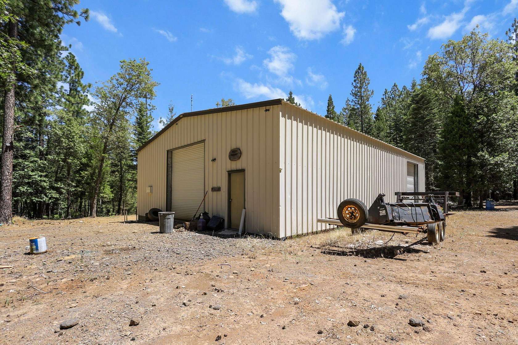 20.8 Acres of Land with Home for Sale in Oak Run, California