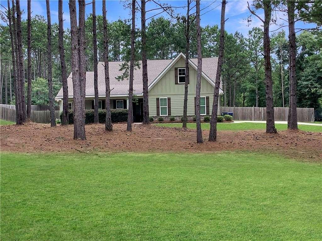 2.56 Acres of Land with Home for Sale in Salem, Alabama