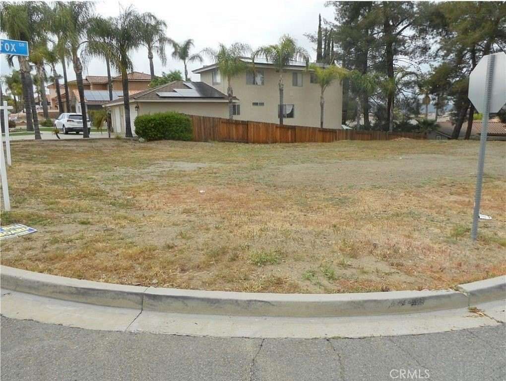 0.17 Acres of Residential Land for Sale in Canyon Lake, California
