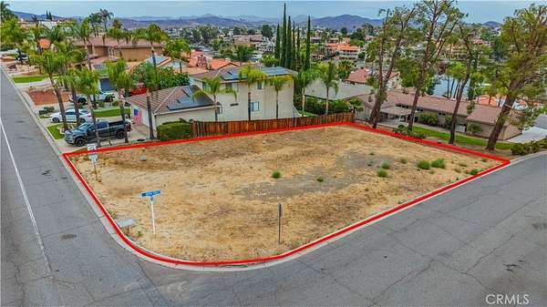 0.17 Acres of Residential Land for Sale in Canyon Lake, California
