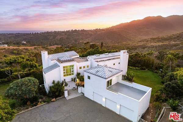 3 Acres of Land with Home for Sale in Malibu, California