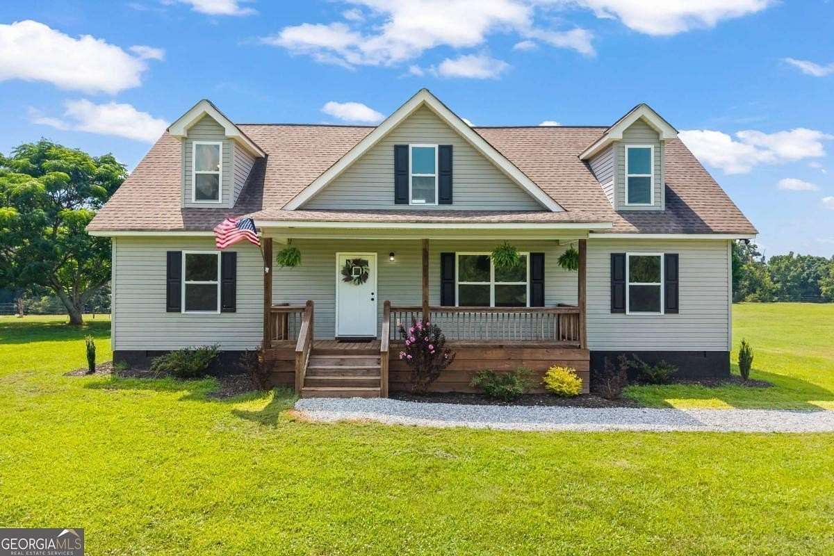 8.2 Acres of Land with Home for Sale in Nicholson, Georgia