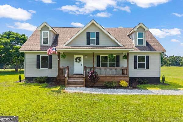 8.2 Acres of Land with Home for Sale in Nicholson, Georgia