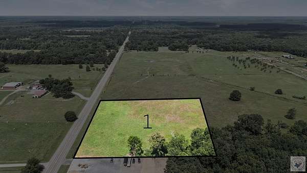 5 Acres of Residential Land for Sale in Ashdown, Arkansas