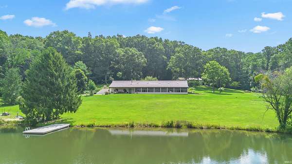 29.7 Acres of Land with Home for Sale in Bloomfield, Indiana