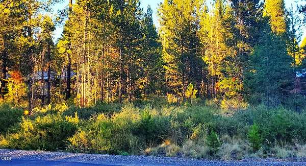 0.54 Acres of Residential Land for Sale in Bend, Oregon