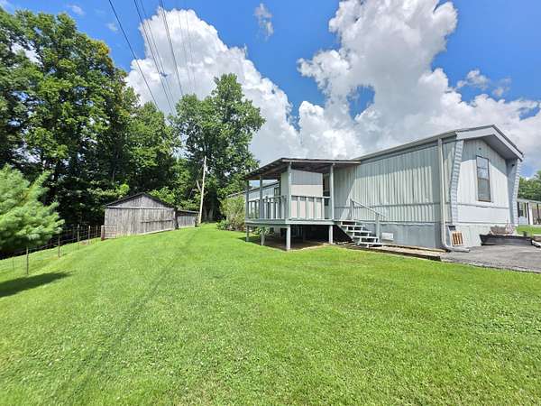 2.7 Acres of Land with Home for Sale in London, Kentucky