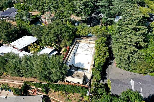 0.2 Acres of Land for Sale in La Cañada Flintridge, California