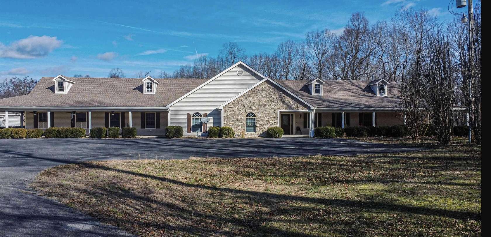 2 Acres of Improved Mixed-Use Land for Sale in Paducah, Kentucky