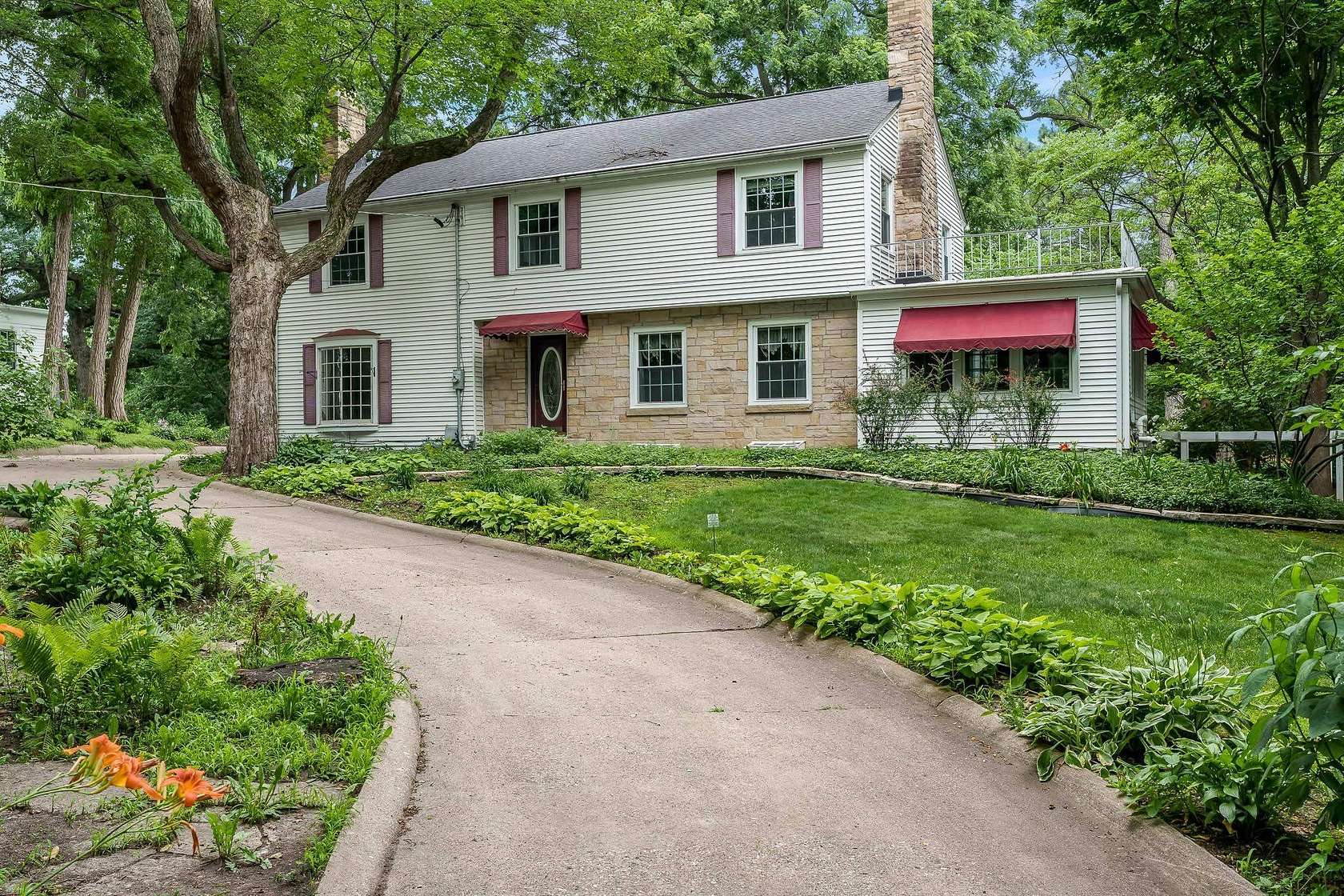 2 Acres of Land with Home for Sale in Rockford, Illinois