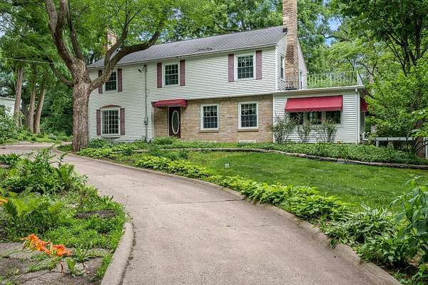 2 Acres of Land with Home for Sale in Rockford, Illinois