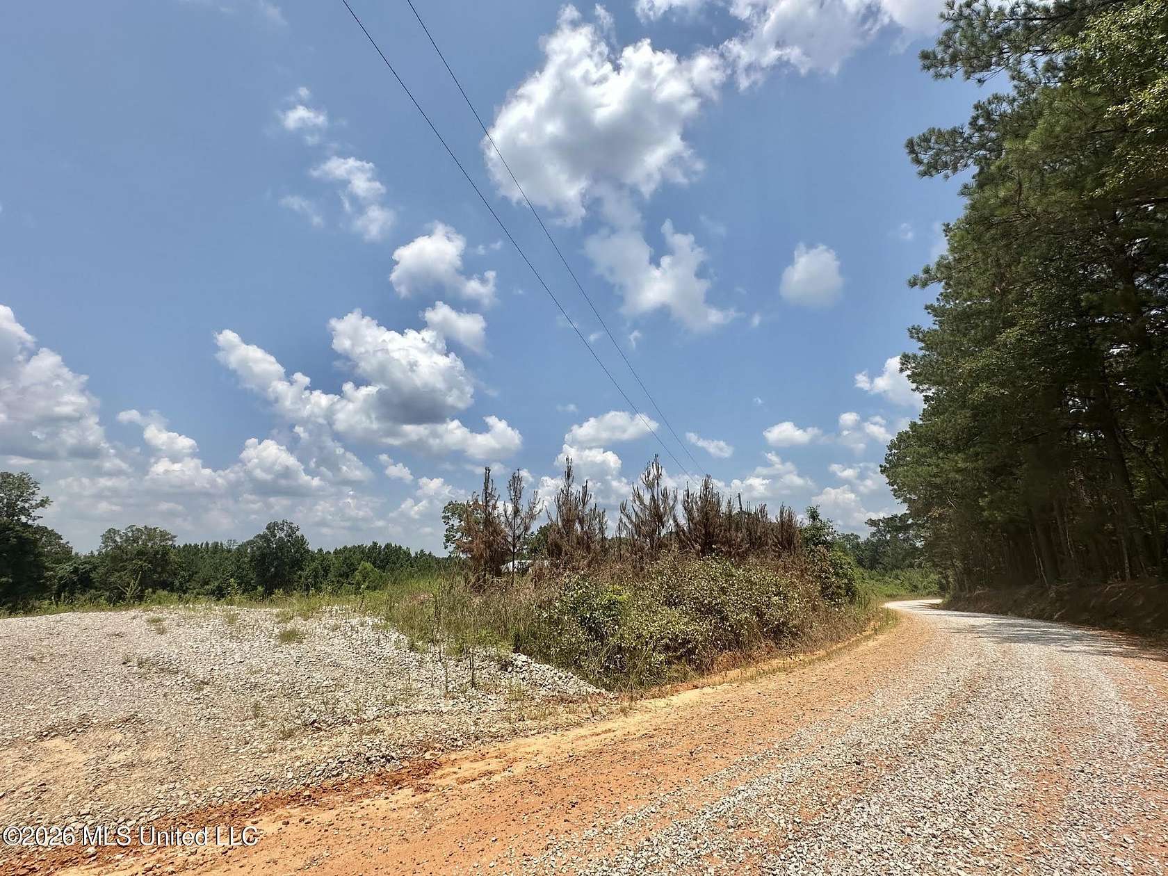 7 Acres of Residential Land for Sale in Carthage, Mississippi