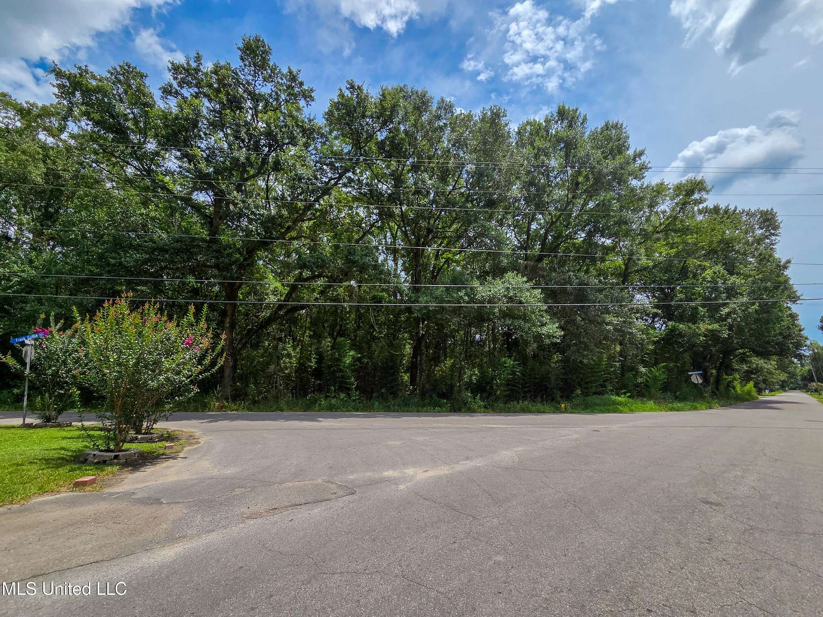 2.1 Acres of Residential Land for Sale in Moss Point, Mississippi