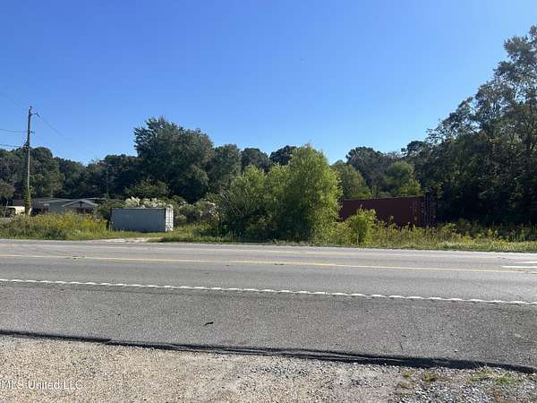 1.43 Acres of Commercial Land for Sale in Moss Point, Mississippi