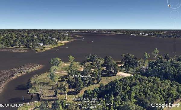 2.14 Acres of Land for Sale in Biloxi, Mississippi