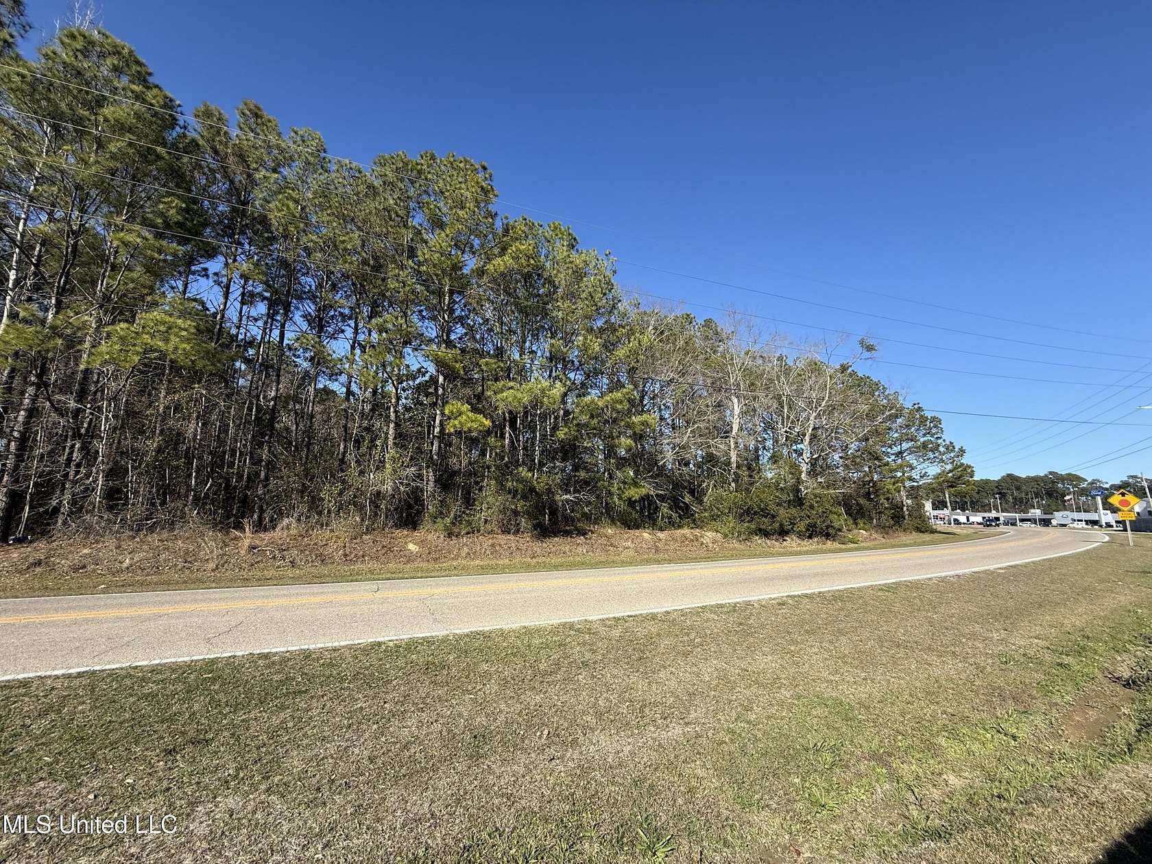 2.85 Acres of Commercial Land for Sale in D'Iberville, Mississippi