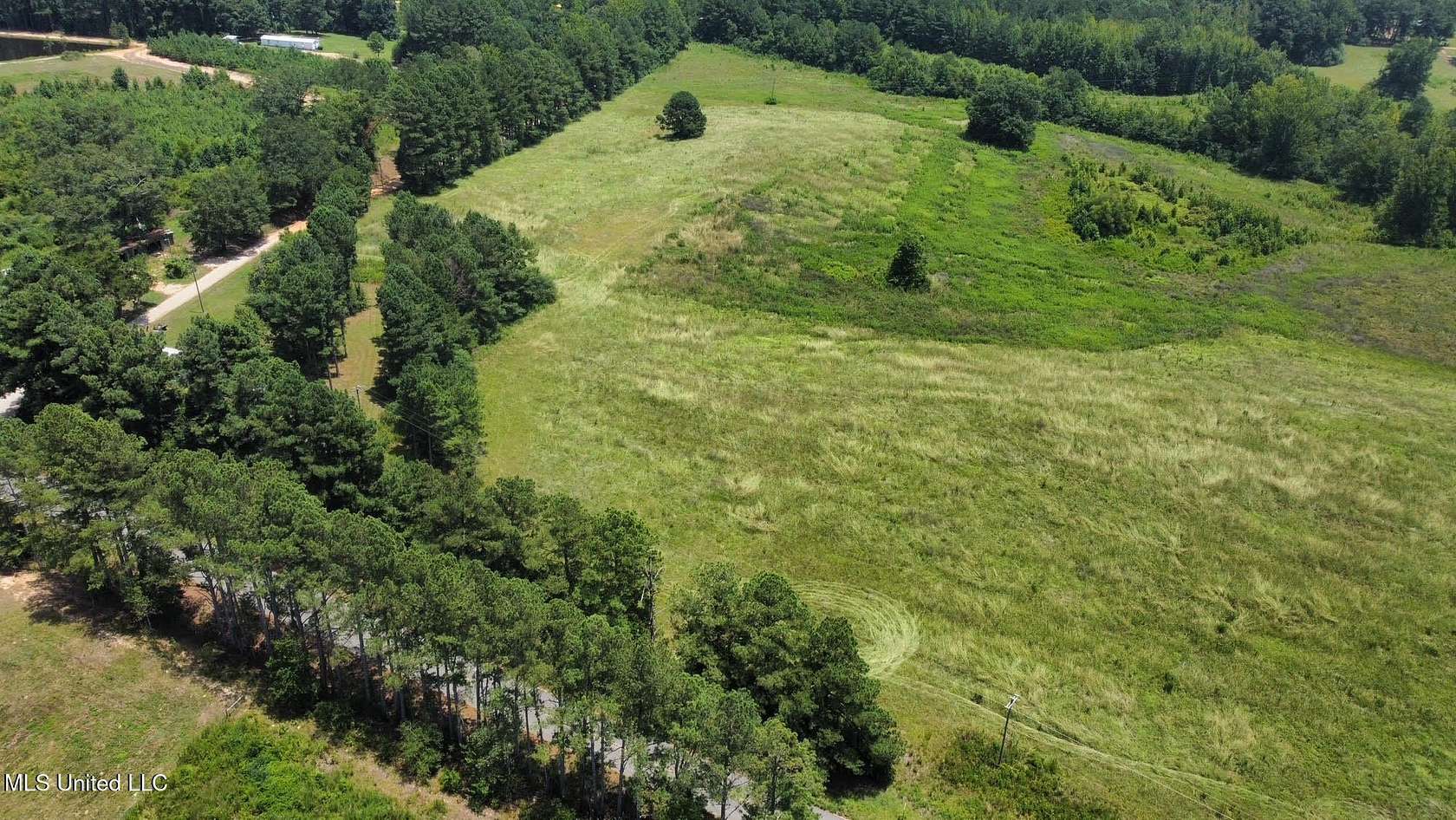 10 Acres of Residential Land for Sale in Philadelphia, Mississippi