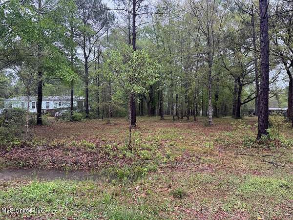 1 Acre of Residential Land for Sale in Kiln, Mississippi