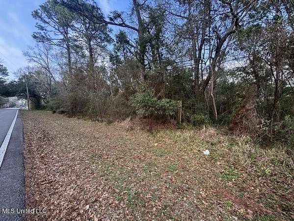 1.39 Acres of Residential Land for Sale in Gautier, Mississippi