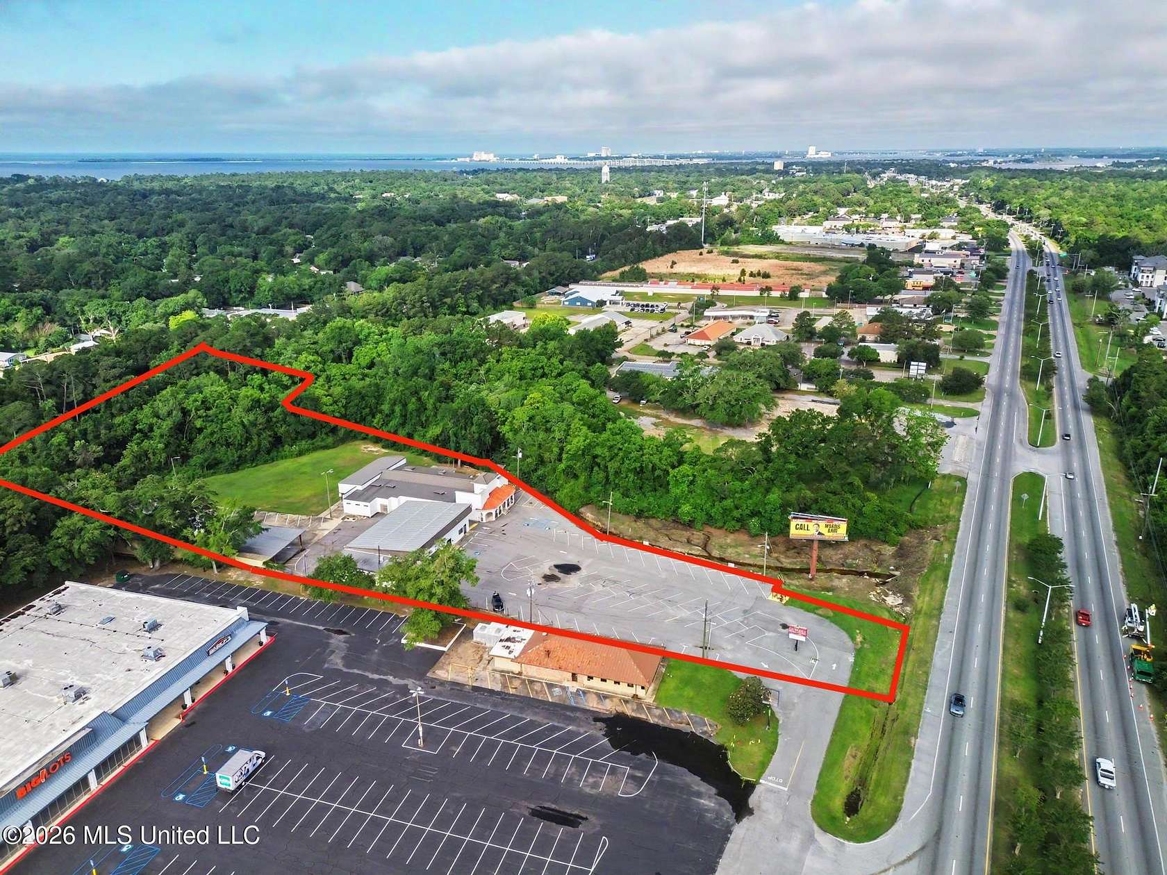 5 Acres of Improved Commercial Land for Sale in Ocean Springs, Mississippi