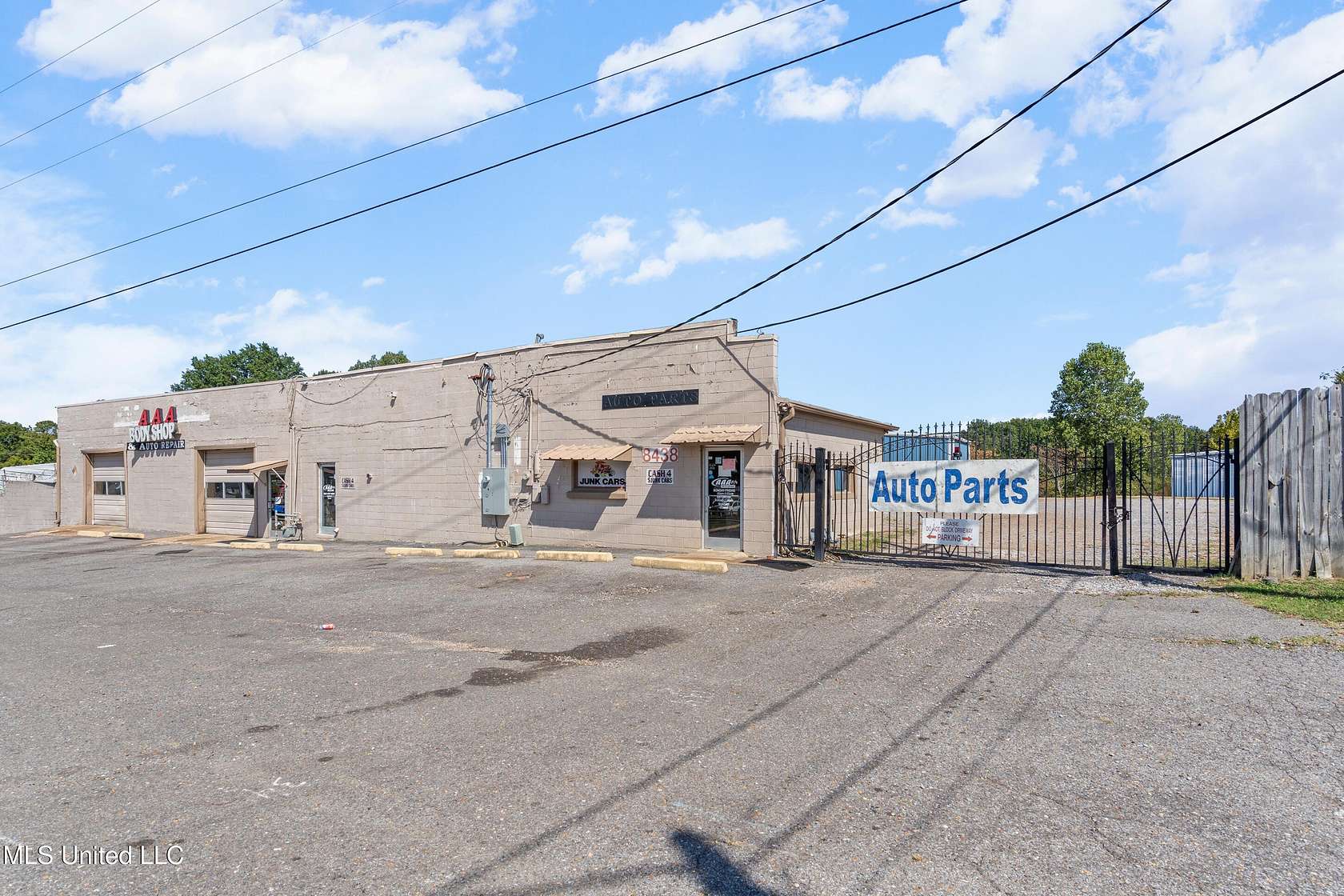10.2 Acres of Improved Commercial Land for Sale in Southaven, Mississippi
