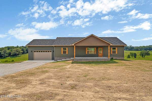 1.5 Acres of Land with Home for Sale in Jamestown, Tennessee