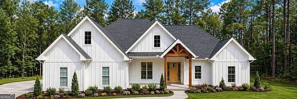 1.68 Acres of Land with Home for Sale in Martin, Georgia