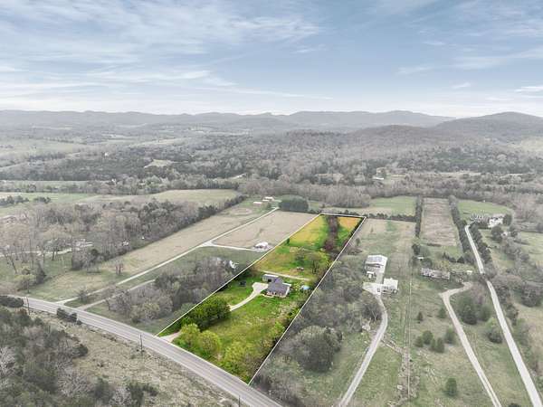 5 Acres of Land with Home for Sale in Milton, Tennessee