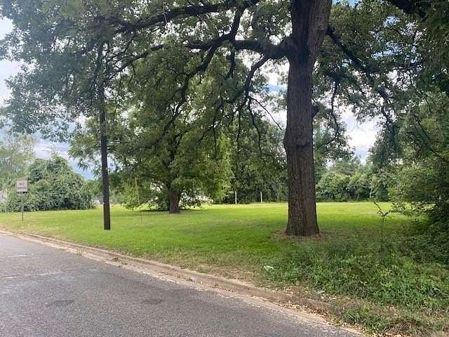 0.5 Acres of Mixed-Use Land for Sale in Athens, Texas