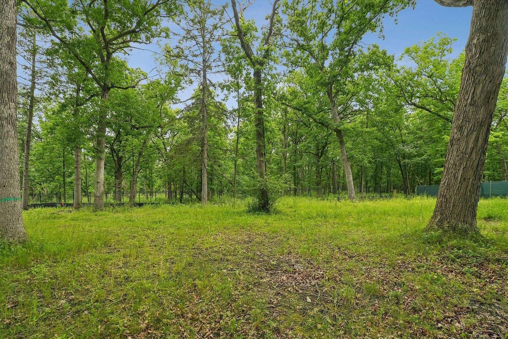 0.36 Acres of Residential Land for Sale in Glencoe, Illinois