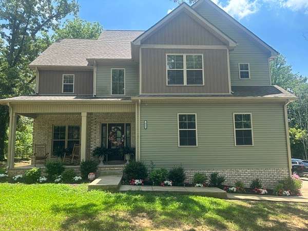 1.53 Acres of Land with Home for Sale in Clarksville, Tennessee