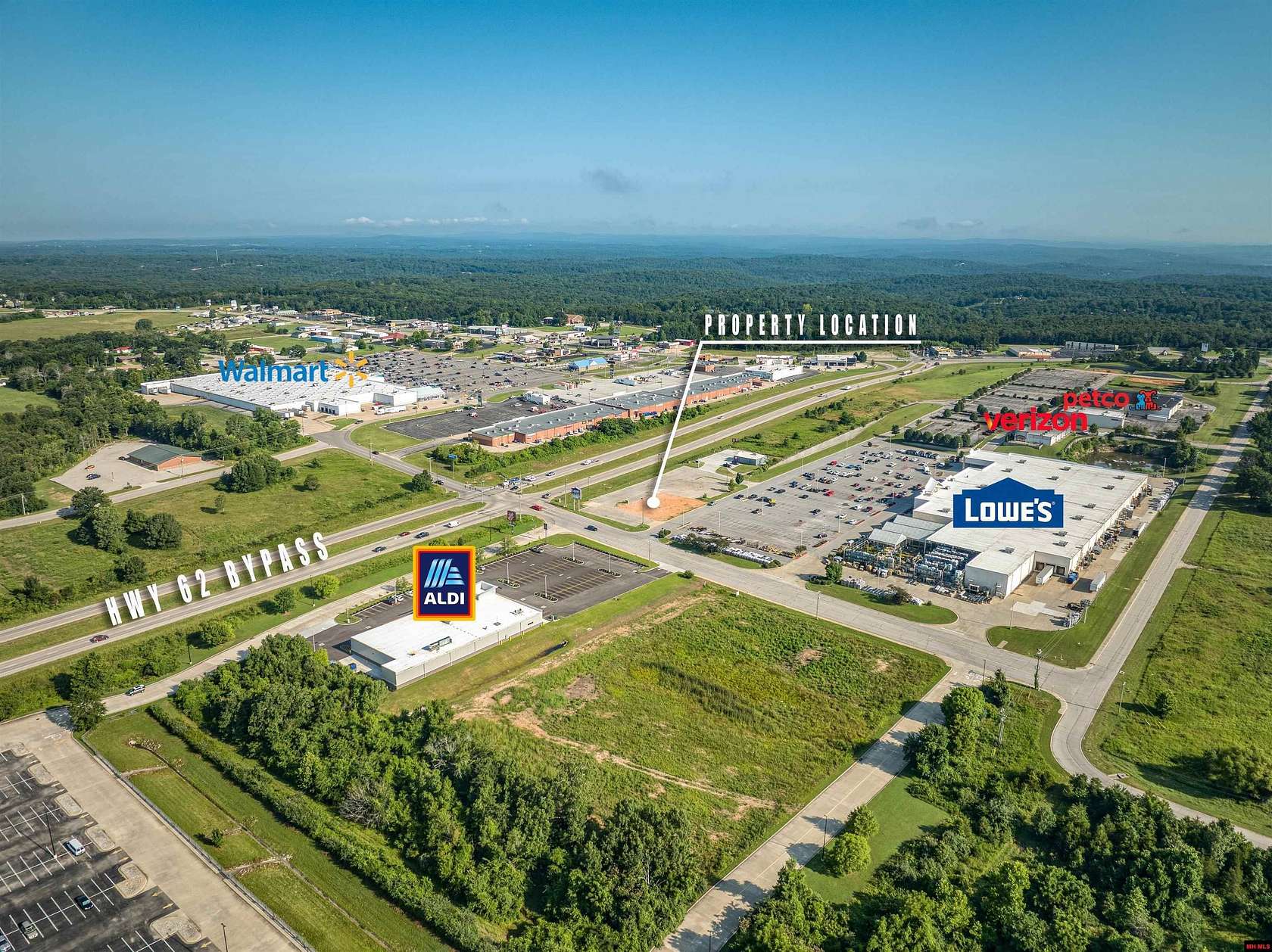 1.39 Acres of Mixed-Use Land for Sale in Mountain Home Township, Arkansas