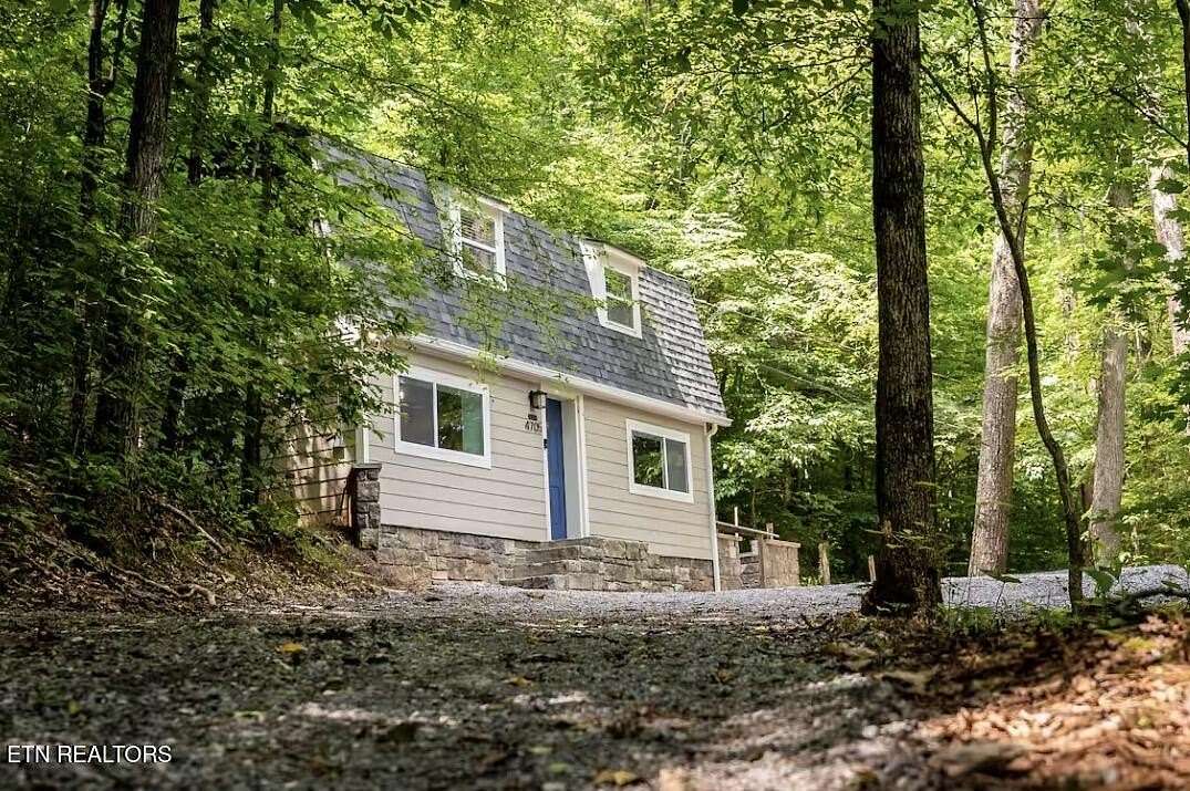 6 Acres of Land with Home for Sale in Walland, Tennessee