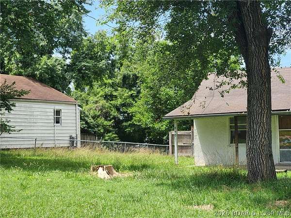 1 Acre of Commercial Land for Sale in Lebanon, Missouri