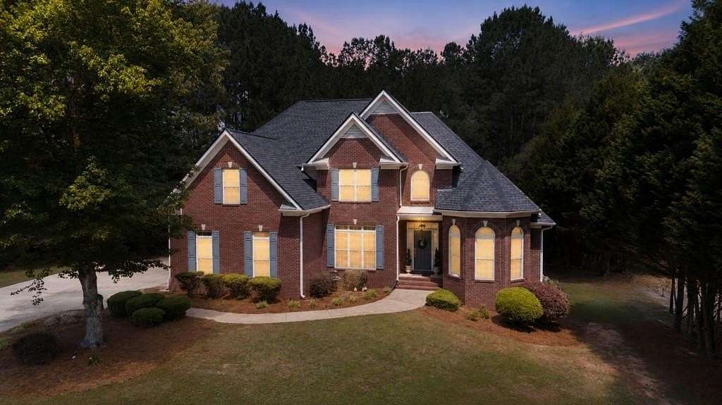 1.57 Acres of Land with Home for Sale in Fayetteville, Georgia