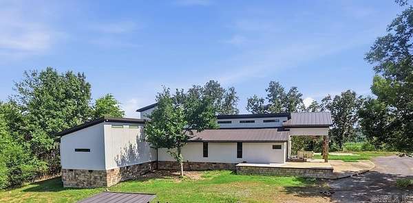 5 Acres of Land with Home for Sale in Greenbrier, Arkansas