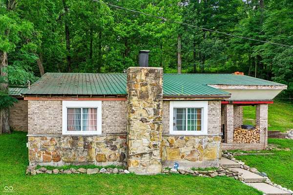 10 Acres of Land with Home for Sale in Martinsville, Indiana