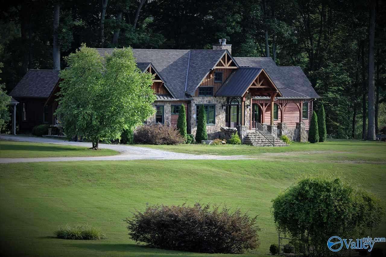 194 Acres of Recreational Land with Home for Sale in Decatur, Alabama