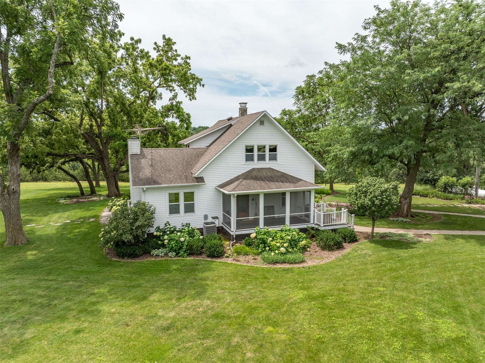 130 Acres of Land with Home for Sale in St. Charles, Iowa
