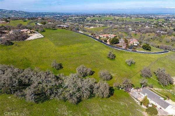 4.83 Acres of Residential Land for Sale in Templeton, California