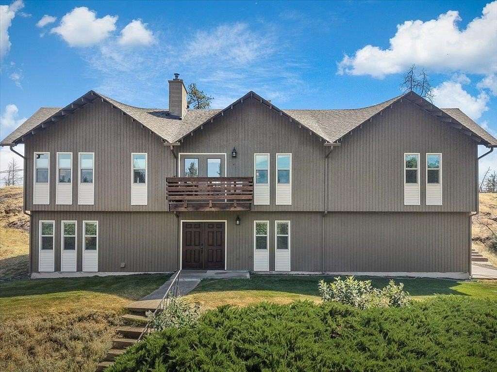 3 Acres of Improved Mixed-Use Land for Sale in Medical Lake, Washington