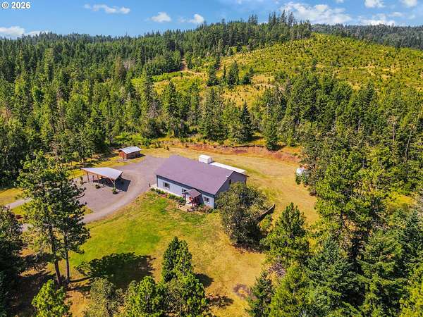 29.9 Acres of Land with Home for Sale in Creswell, Oregon