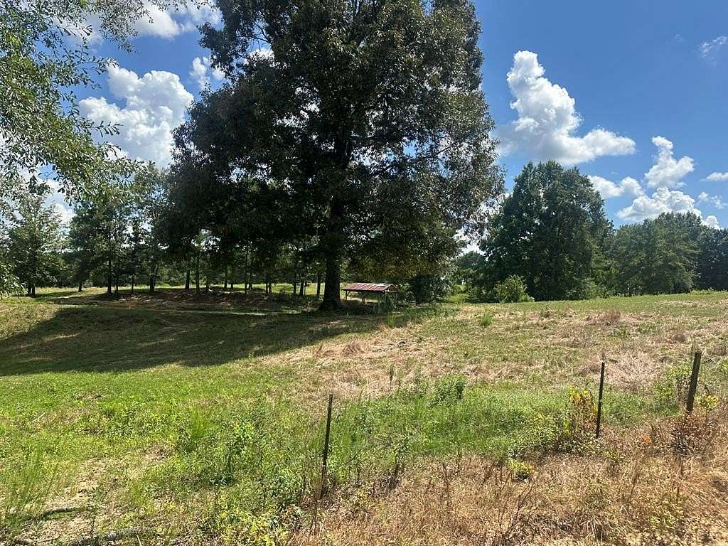 15.2 Acres of Land for Sale in Moselle, Mississippi