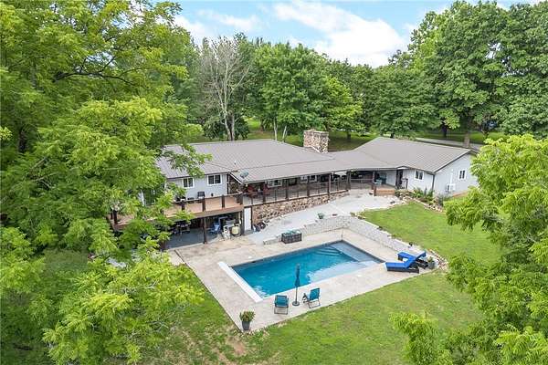 2.75 Acres of Land with Home for Sale in Harrison, Arkansas