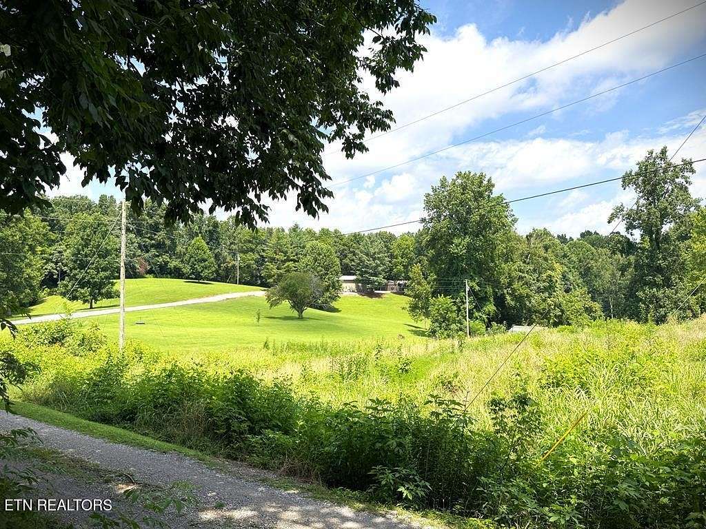 1 Acre of Land for Sale in Celina, Tennessee