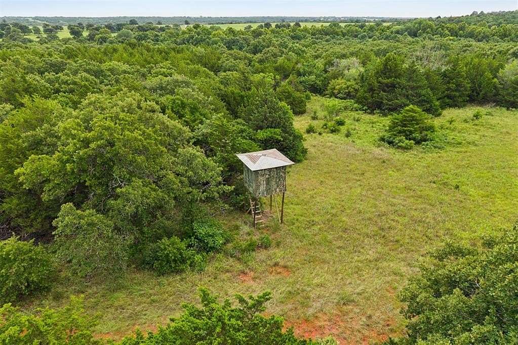40 Acres of Land for Sale in Harrah, Oklahoma