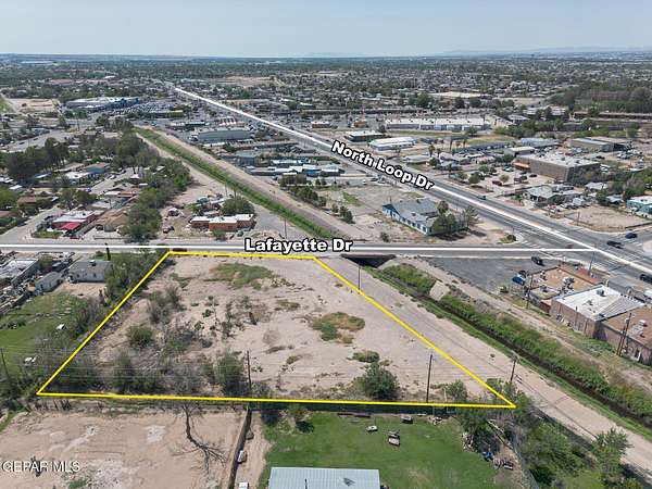 1.39 Acres of Mixed-Use Land for Sale in El Paso, Texas